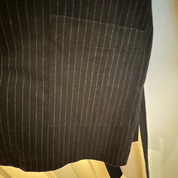 Zara Women's Belted Black Pinstripe Jacket/Blazer. Two pockets on front. Sz M - Picture 5 of 6